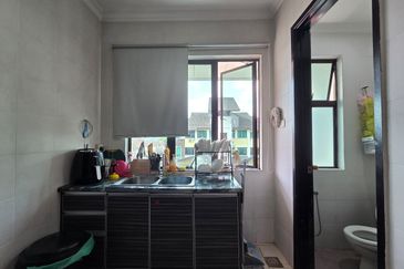 Avenue 2, Lake Valley