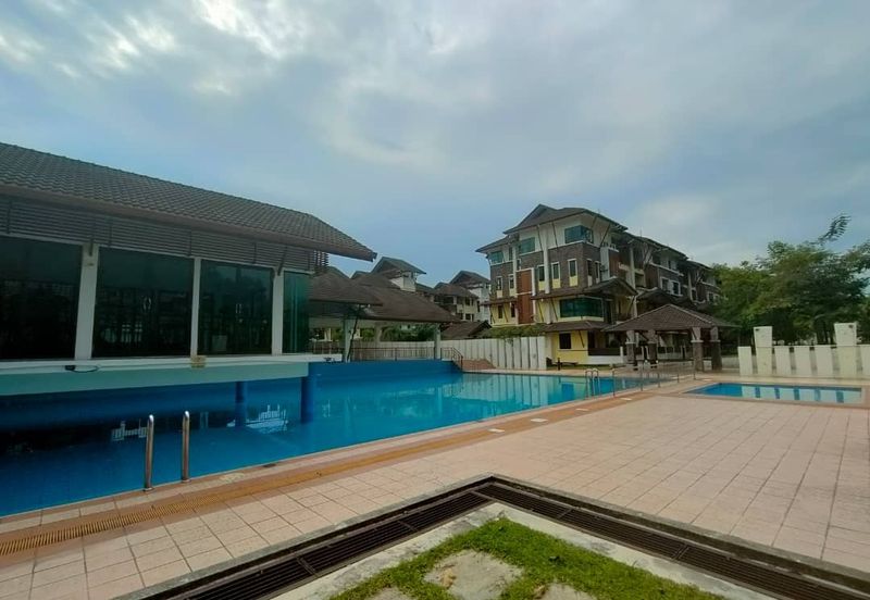 Avenue 2, Lake Valley