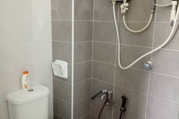 Taman Tasik Semenyih (Lake Residence)