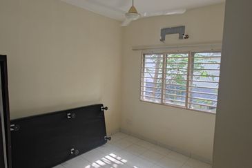 Taman Tasik Semenyih (Lake Residence)