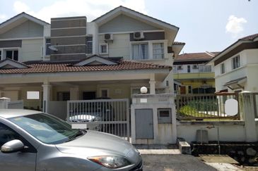 Taman Tasik Semenyih (Lake Residence)