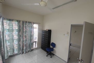 Taman Tasik Semenyih (Lake Residence)