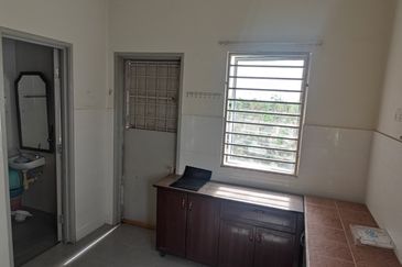 Taman Tasik Semenyih (Lake Residence)