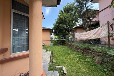 Taman Tasik Semenyih (Lake Residence)