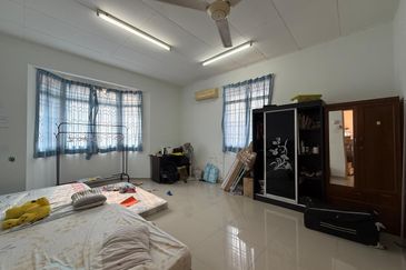 Taman Tasik Semenyih (Lake Residence)