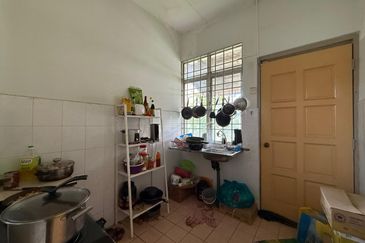 Taman Tasik Semenyih (Lake Residence)