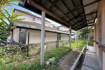 Taman Tasik Semenyih (Lake Residence)