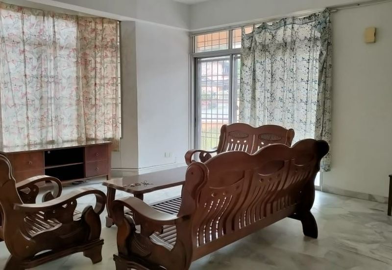 Taman Tasik Semenyih (Lake Residence)