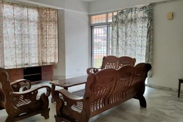 Taman Tasik Semenyih (Lake Residence)