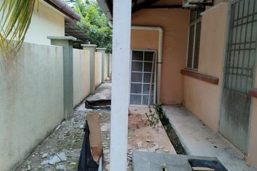 Taman Tasik Semenyih (Lake Residence)