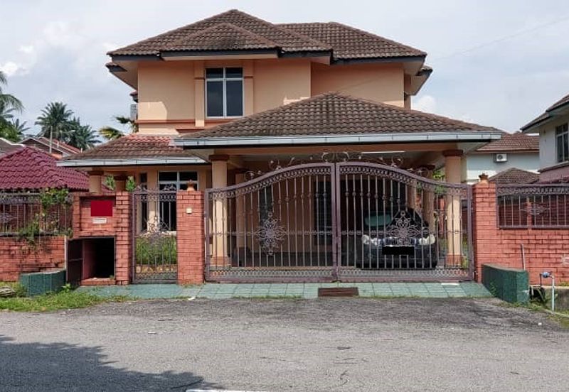 Taman Tasik Semenyih (Lake Residence)