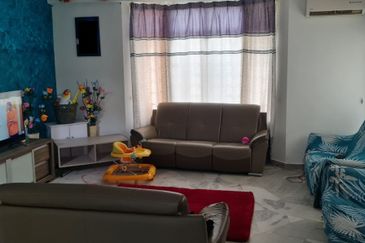 Taman Tasik Semenyih (Lake Residence)