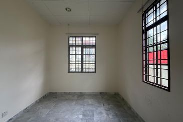 Taman Tasik Semenyih (Lake Residence)