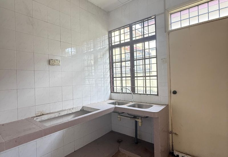 Taman Tasik Semenyih (Lake Residence)