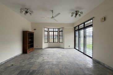 Taman Tasik Semenyih (Lake Residence)