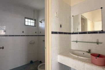 Taman Tasik Semenyih (Lake Residence)