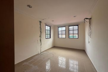 Taman Tasik Semenyih (Lake Residence)