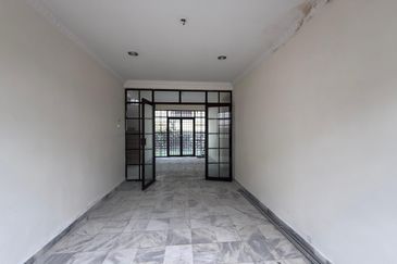 Taman Tasik Semenyih (Lake Residence)