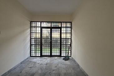 Taman Tasik Semenyih (Lake Residence)