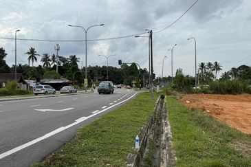 Tanah Pertanian Beranang Tengah