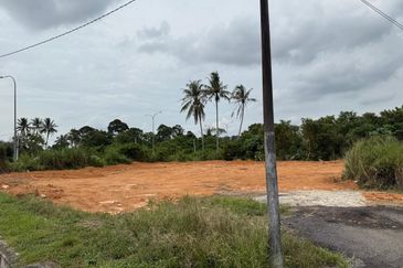 Tanah Pertanian Beranang Tengah