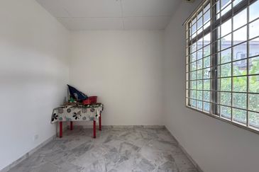 Taman Tasik Semenyih (Lake Residence)