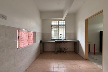 Taman Tasik Semenyih (Lake Residence)