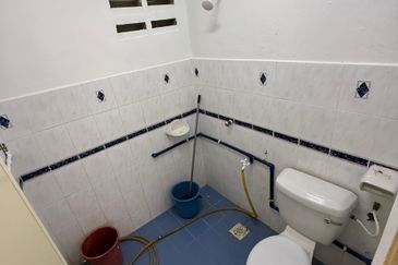 Taman Tasik Semenyih (Lake Residence)