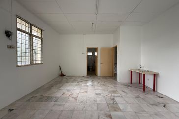 Taman Tasik Semenyih (Lake Residence)