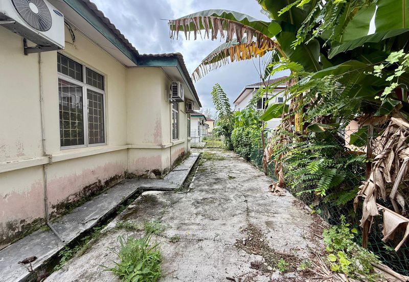 Taman Tasik Semenyih (Lake Residence)