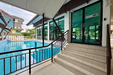 Avenue 2, Lake Valley