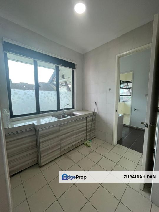 LAKE VIEW! Avenue 2 Townhouse @ Lake Valley, Bandar Tun Hussein Onn, Cheras, Selangor, Cheras