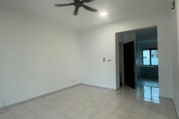 Avenue 2, Lake Valley