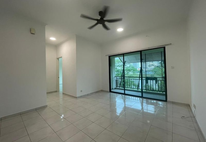 Avenue 2, Lake Valley