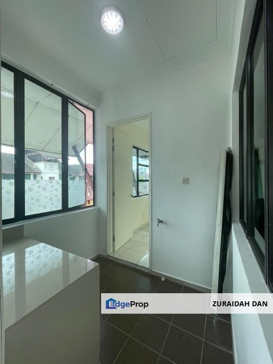 LAKE VIEW! Avenue 2 Townhouse @ Lake Valley, Bandar Tun Hussein Onn, Cheras, Selangor, Cheras