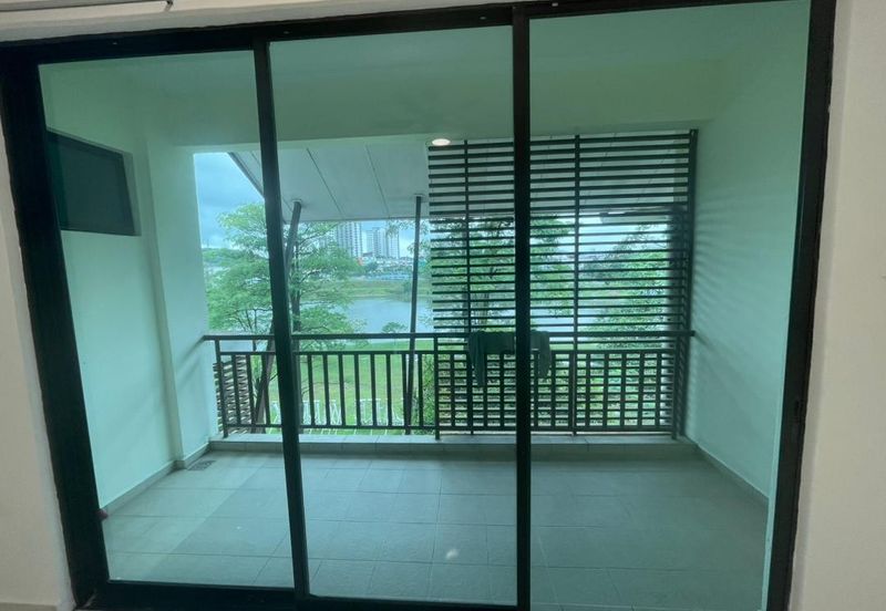 Avenue 2, Lake Valley