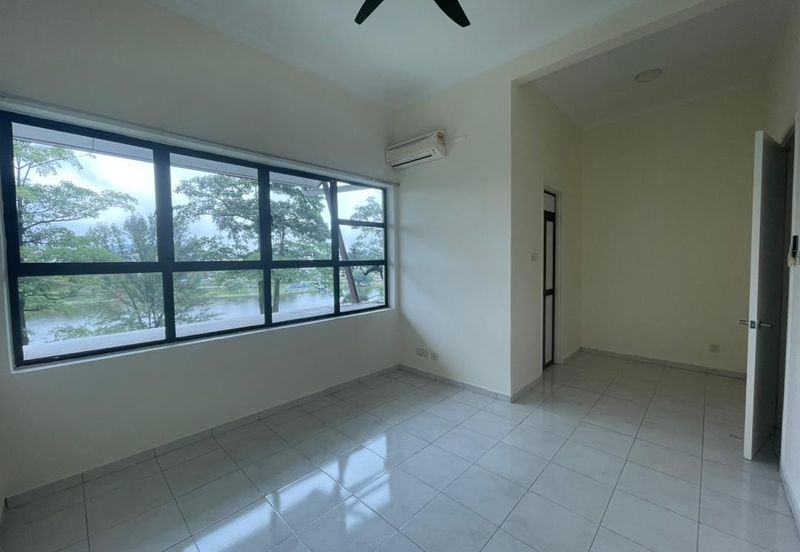 Avenue 2, Lake Valley