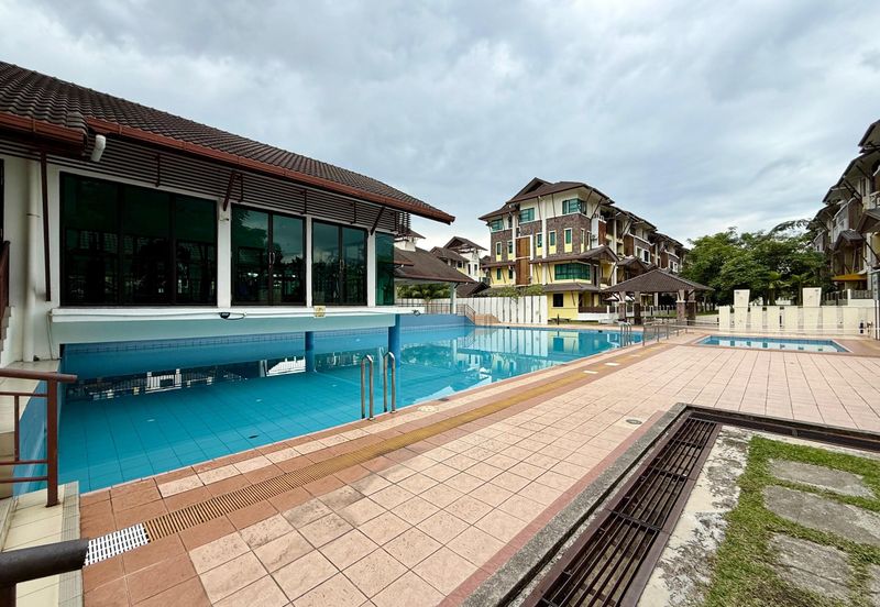 Avenue 2, Lake Valley