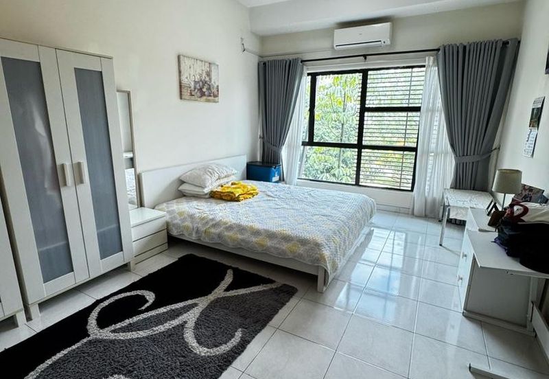 Avenue 2, Lake Valley