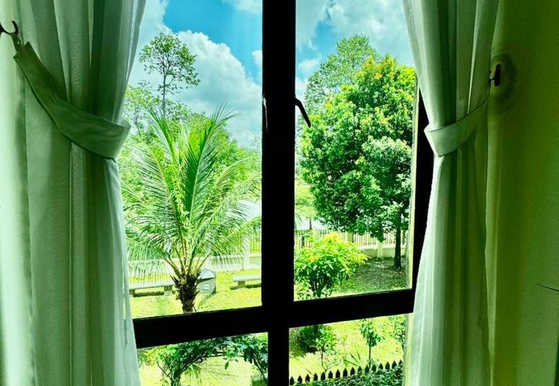 Avenue 2, Lake Valley