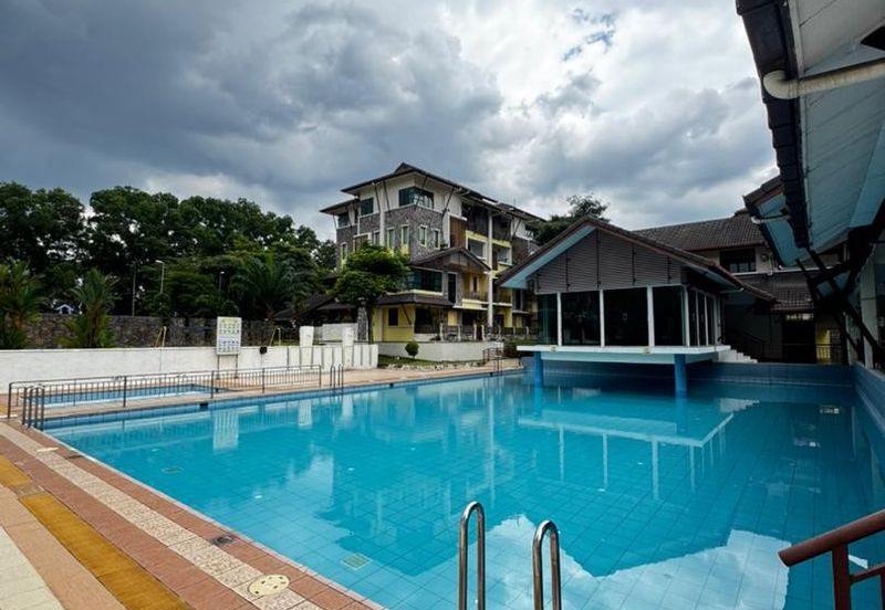 Avenue 2, Lake Valley