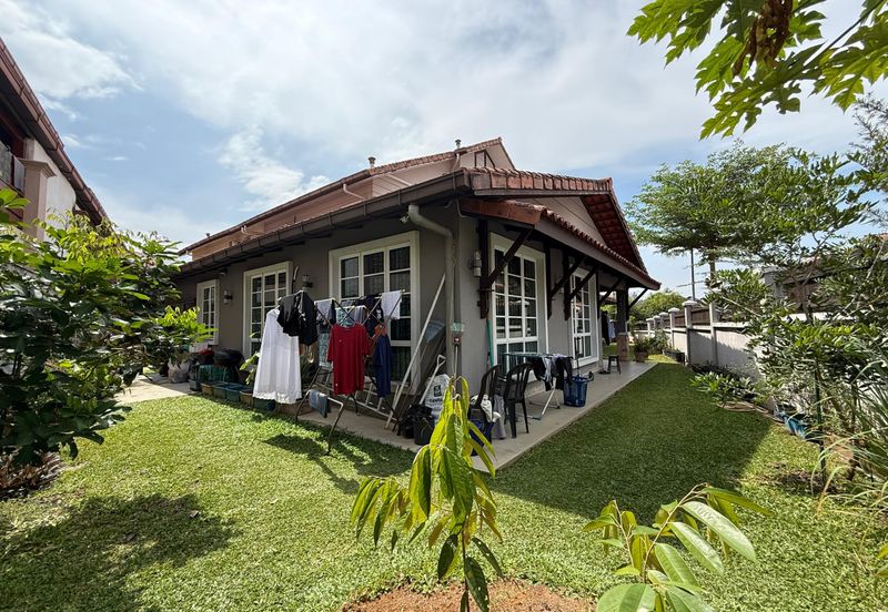 Bandar Tun Hussein Onn