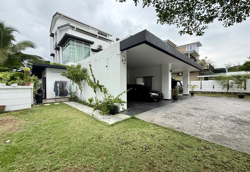 Avenue 6, Bandar Tun Hussein Onn