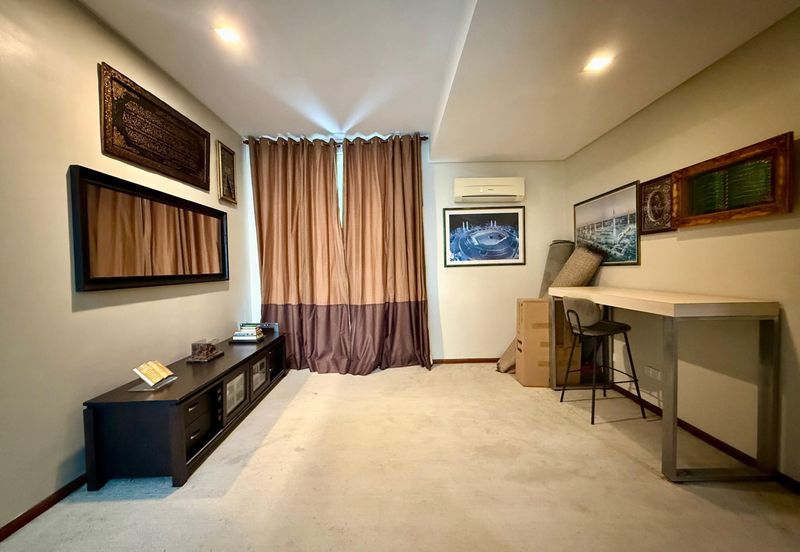 Avenue 6, Bandar Tun Hussein Onn