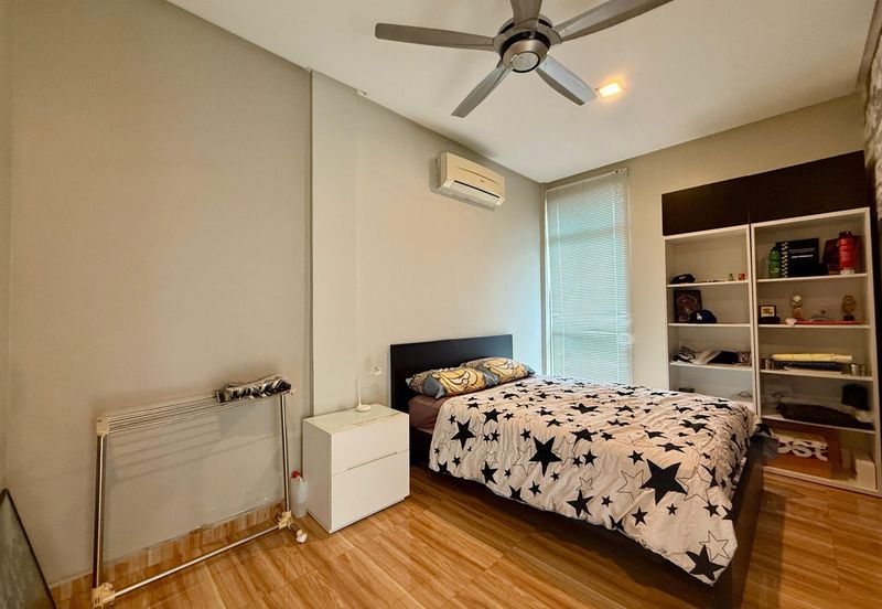 Avenue 6, Bandar Tun Hussein Onn