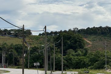 2.2686 Acres Agriculture Land @ Chenderiang, Batang Padang, Perak