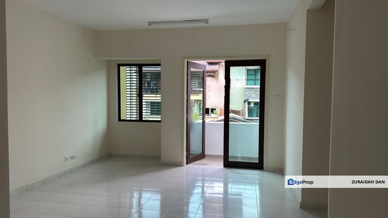 POOL VIEW! Avenue 2 Townhouse @ Lake Valley, Bandar Tun Hussein Onn, Cheras, Selangor, Cheras