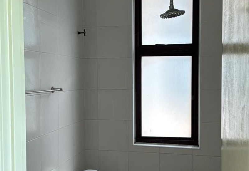 Avenue 2, Lake Valley