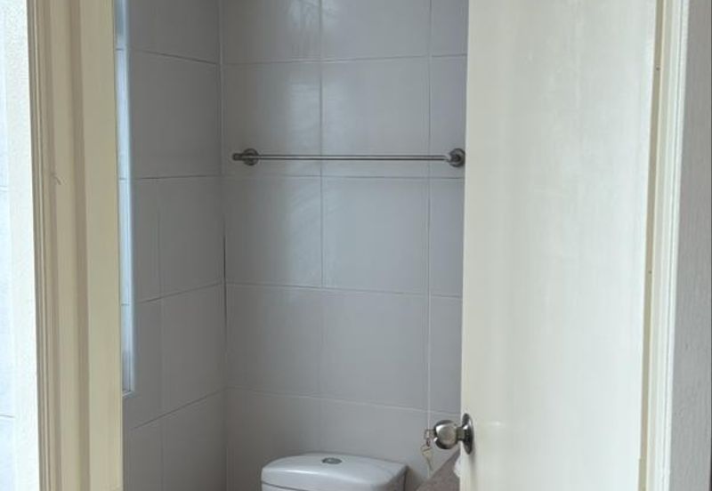 Avenue 2, Lake Valley