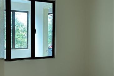 Avenue 2, Lake Valley